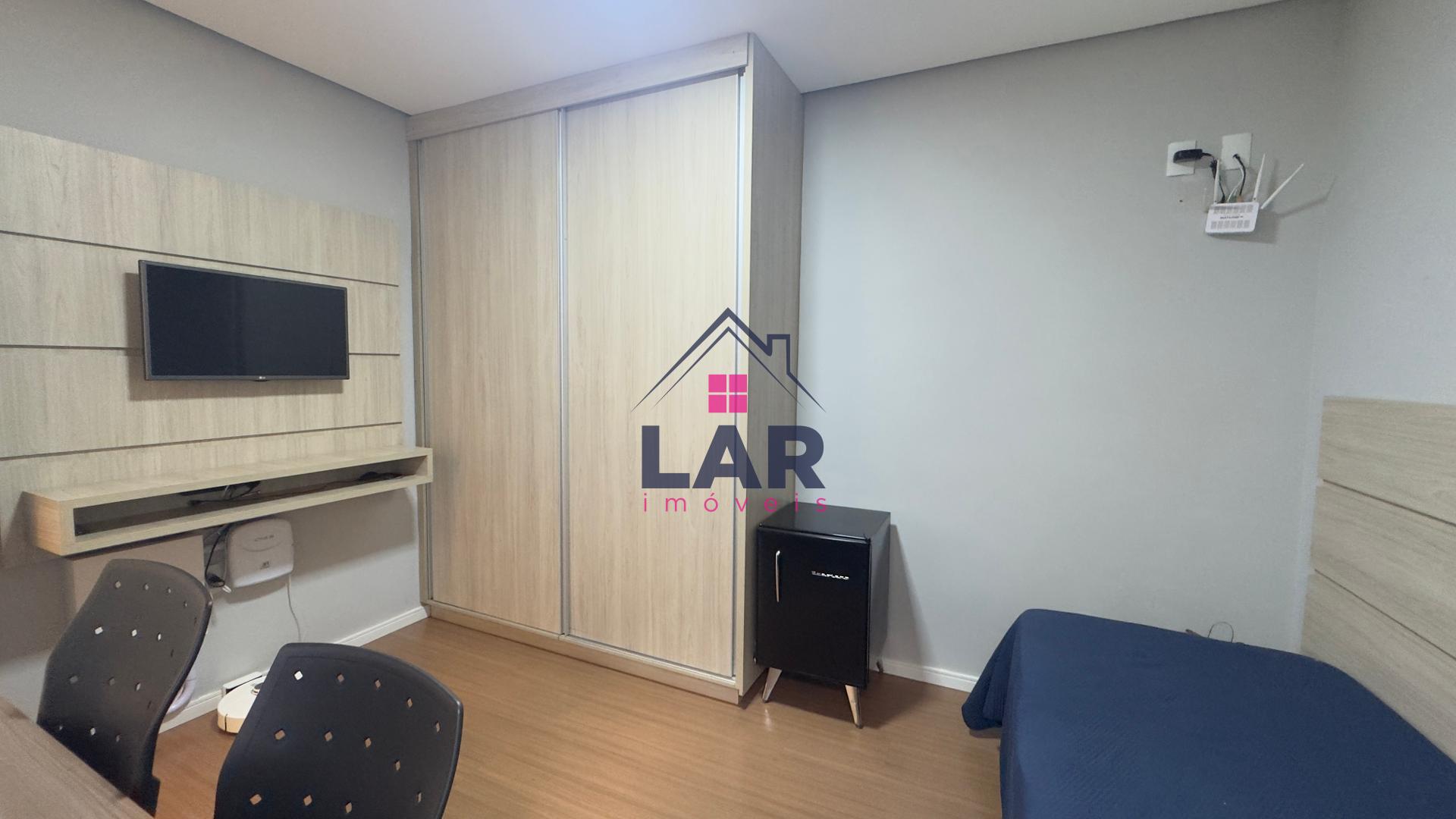 Quarto/Escritório com Armário planejado