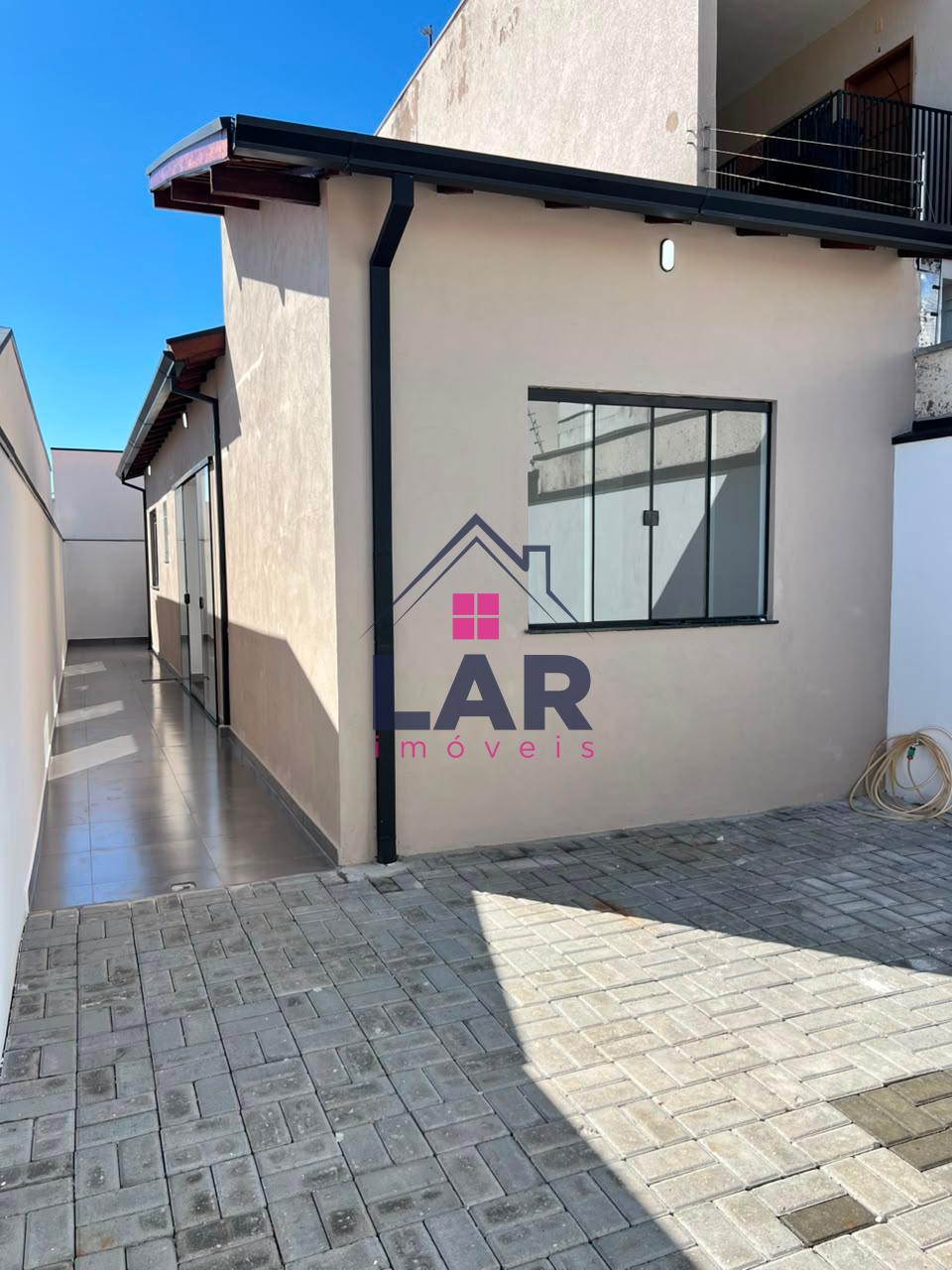 CASA À VENDA EM POUSO ALEGRE  MG BAIRRO PARQUE REAL VALOR: R$ 330.000,00
