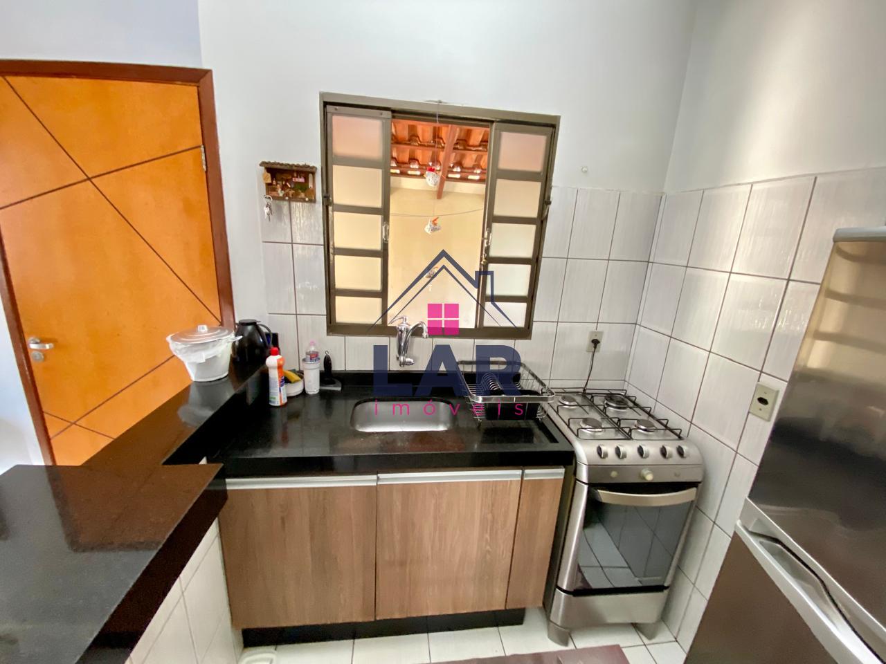 Casa à venda, no bairro Jardim Aeroporto, POUSO ALEGRE - MG
