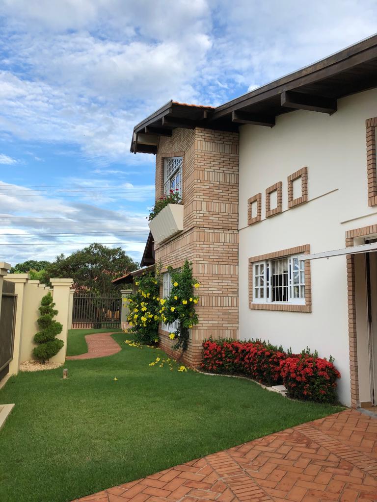 CASA ALTO PADRÃO Á VENDA NO CENTRO DE MARECHAL CÂNDIDO RONDON