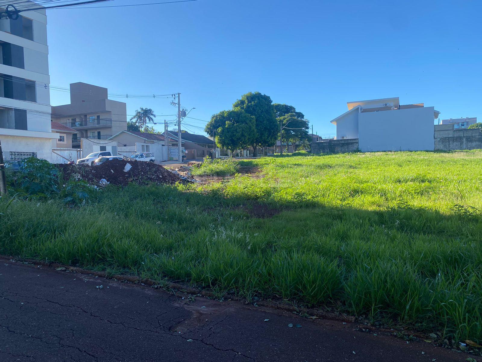 Terreno de esquina  à venda, Vila Becker, TOLEDO - PR
