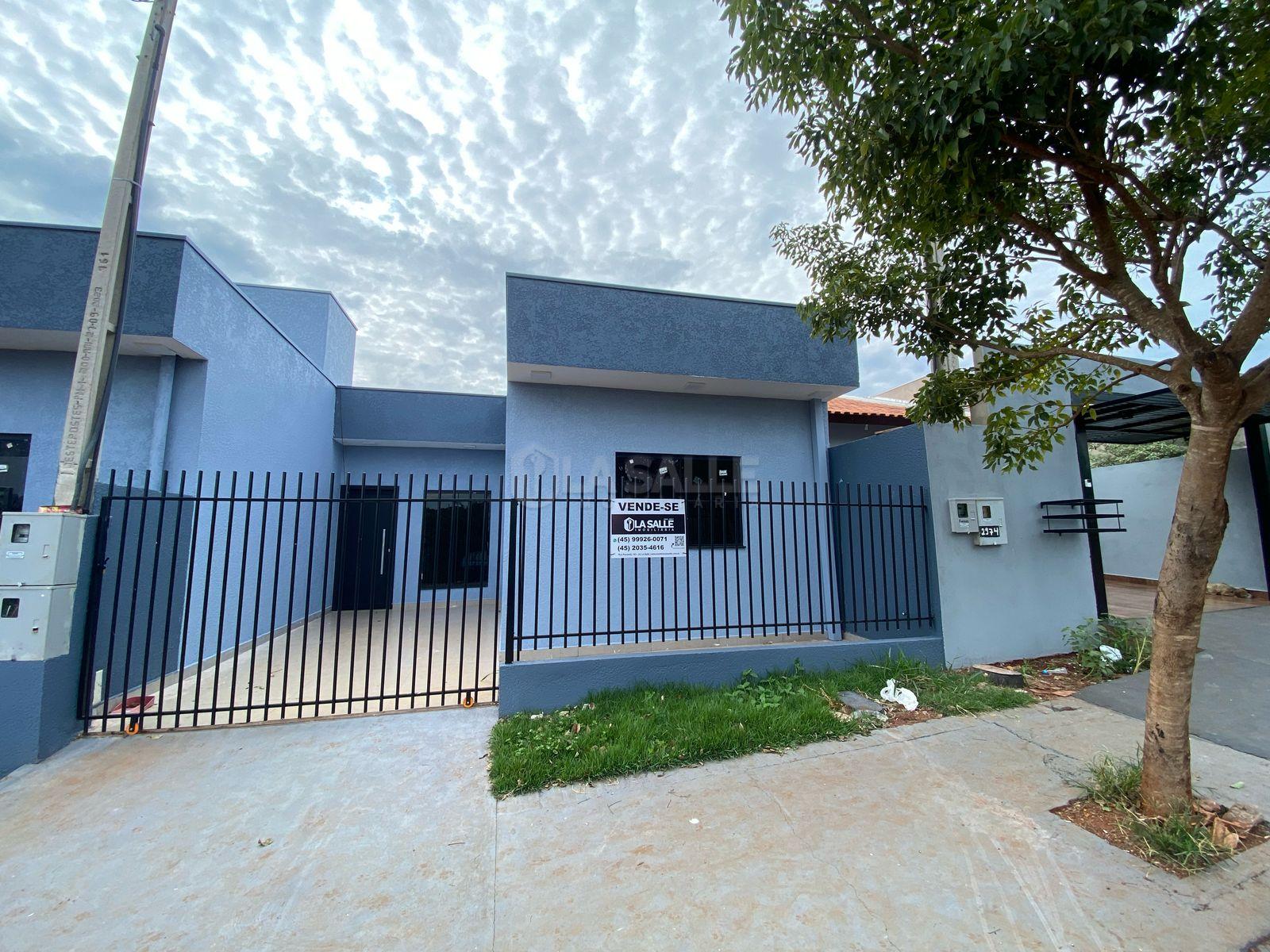 Casa á venda no Loteamento Minozzo, á duas quadras da Av. Maripá.