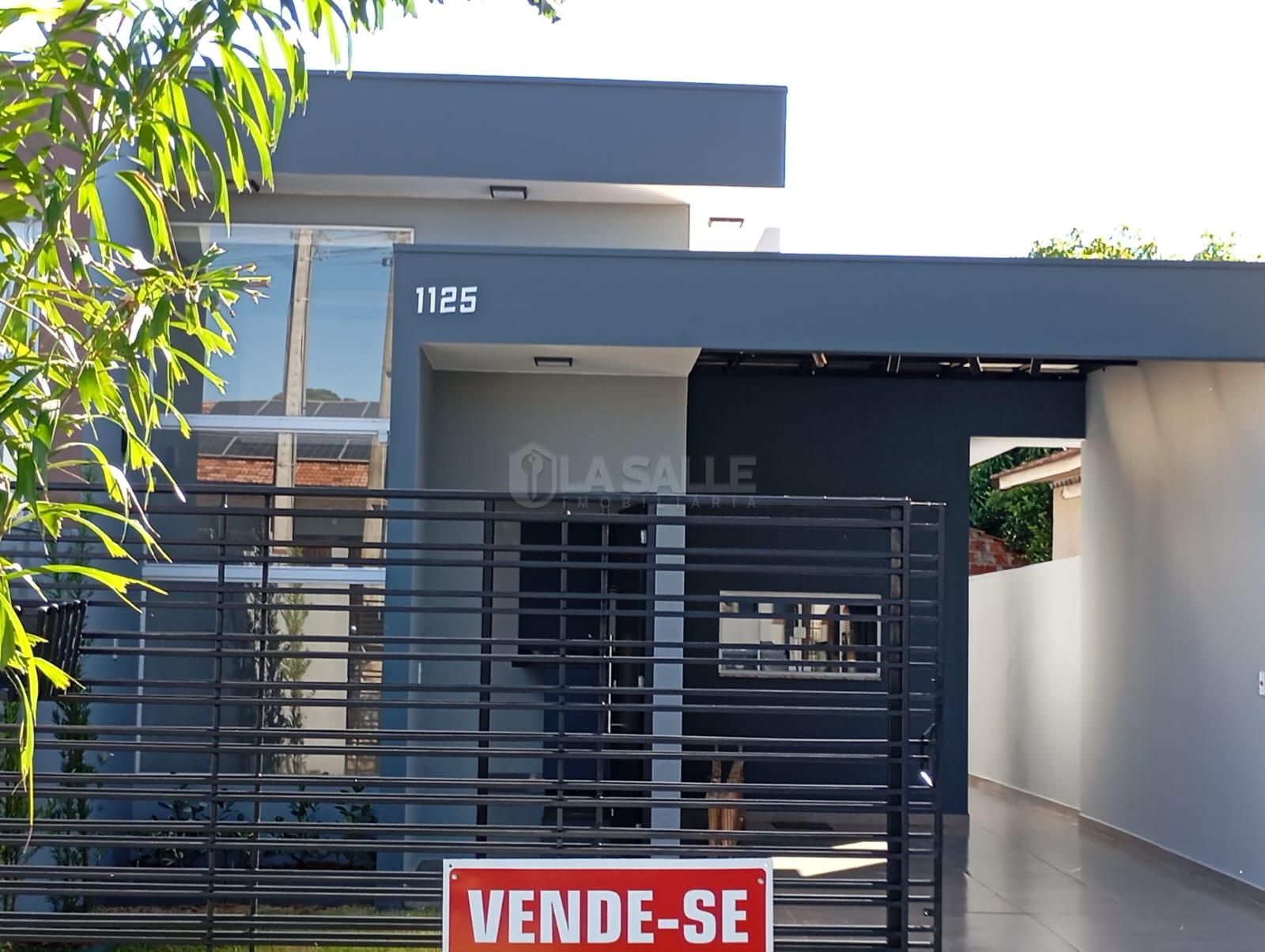 CASA ESCELENTE PADRÃO DE CONSTRUÇÃO LOCALIZADA A 6 QUADRAS DA AVENIDA MARIPÁ.