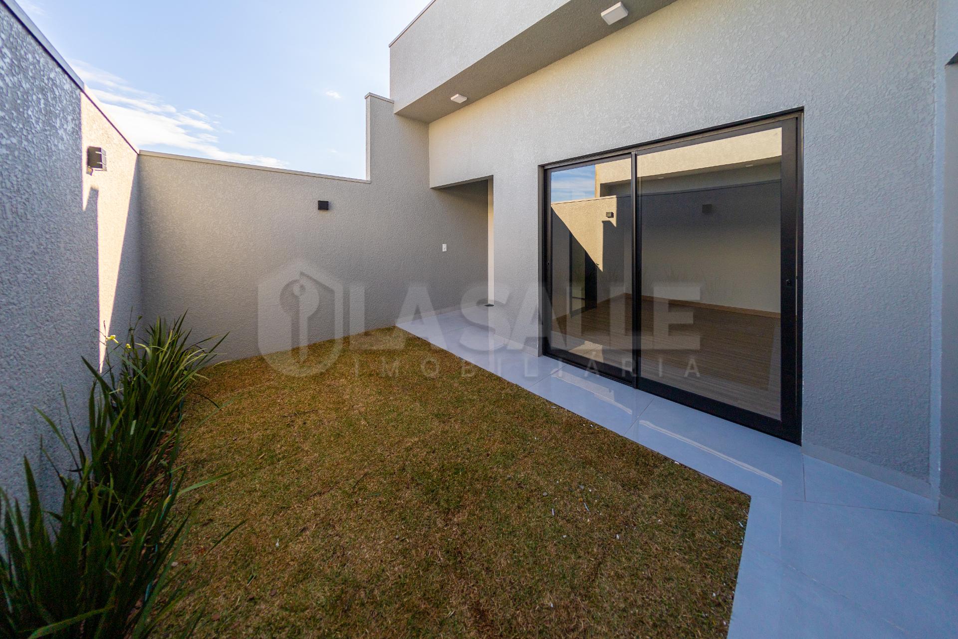 Casa à venda com churrasqueira interna, Vila Becker, TOLEDO - PR