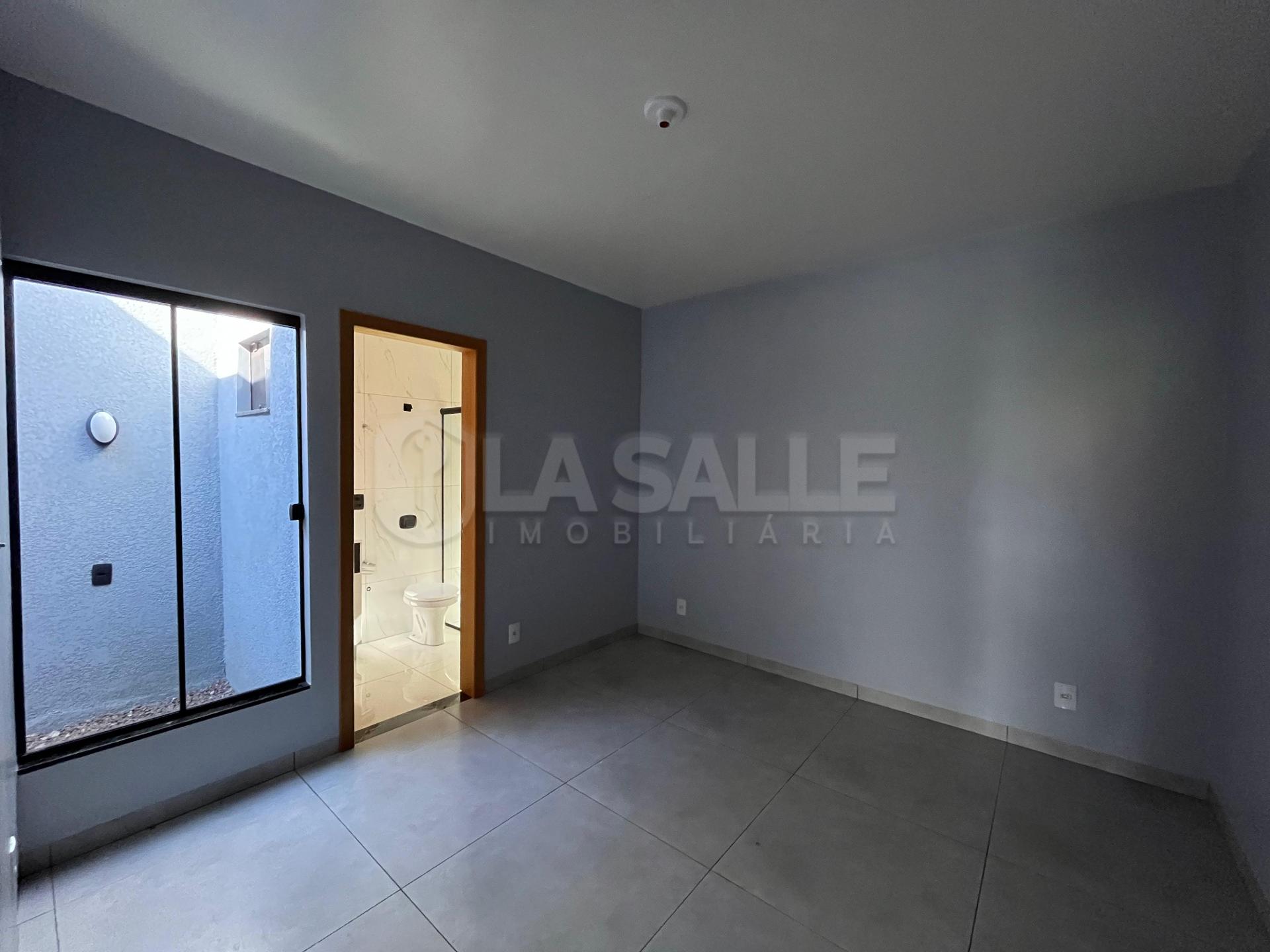 CASA Á VENDA , 1 SUITE E 1 QUARTO JARDIM PANORAMA II, TOLEDO - PR