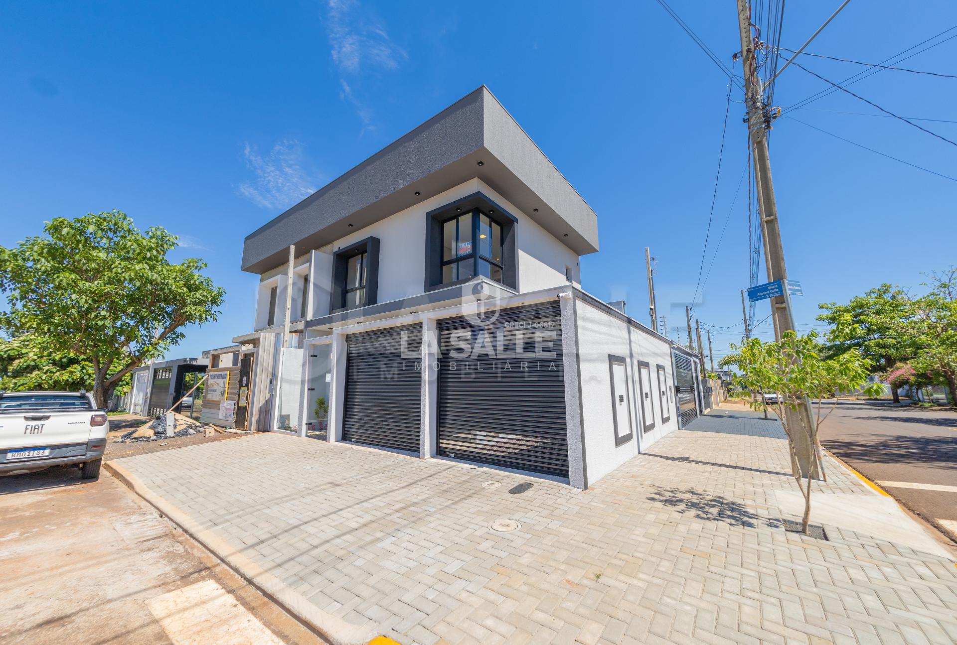 Sobrado Semi Mobiliado à venda no  JD. COOPAGRO, TOLEDO - PR