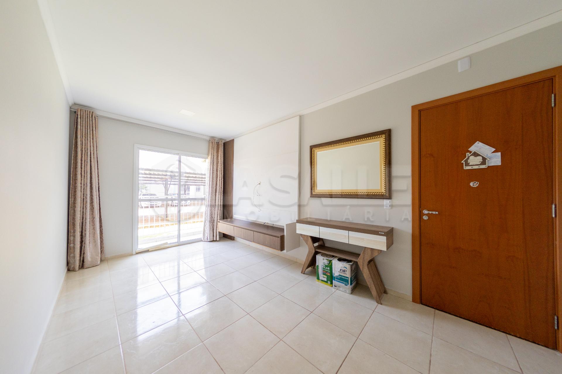 Apartamento  térreo semi  mobiliado  à venda, Jardim Gisela,  TOLEDO - PR