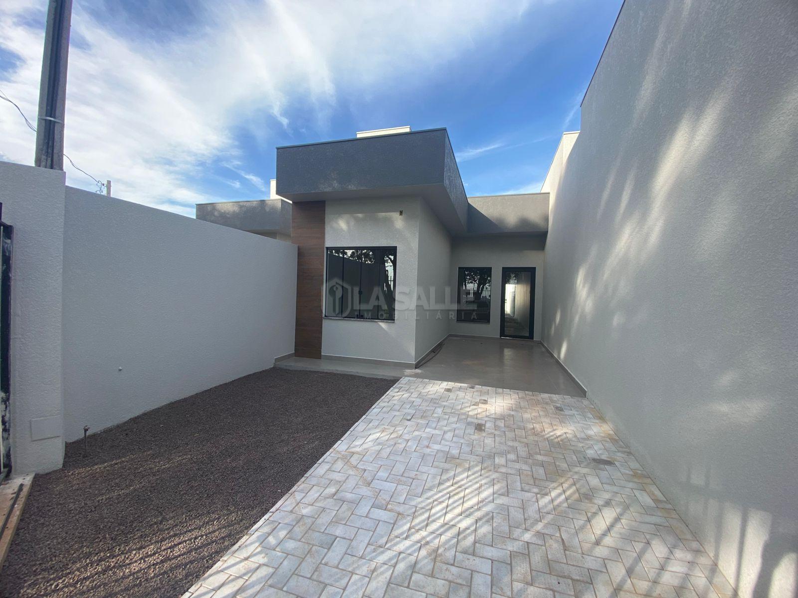 Casa no Jardim São Francisco com 01 suíte   2 quartos e sobra de terreno