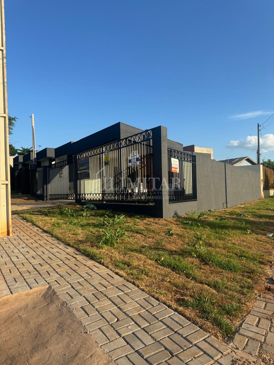CASA À VENDA NO BAIRRO STELLA MARIS- PORTO BELO COM AMPLO ESPAÇO