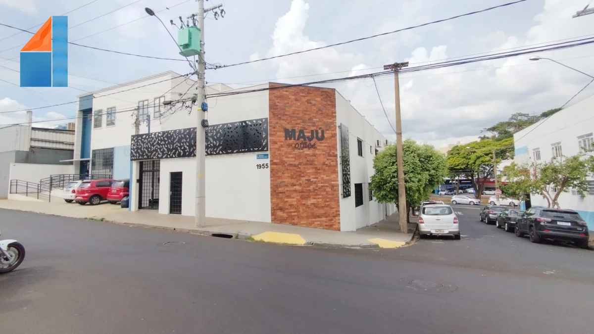 Sala comercial ampla para alugar em Ribeirão Preto com copa e banheiro