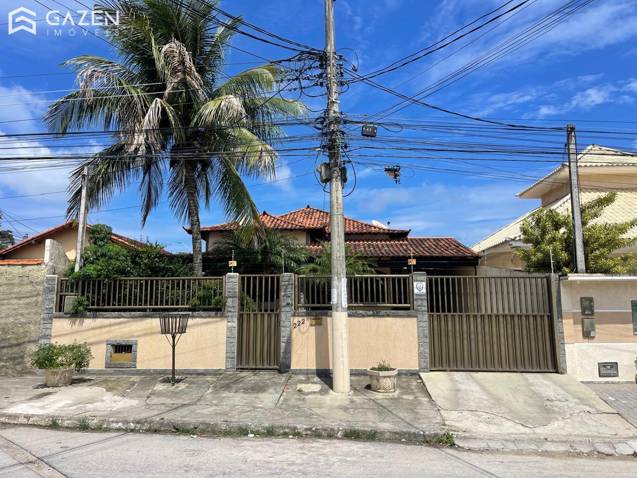 Casa ? venda na Vila Capri, ARARUAMA - RJ