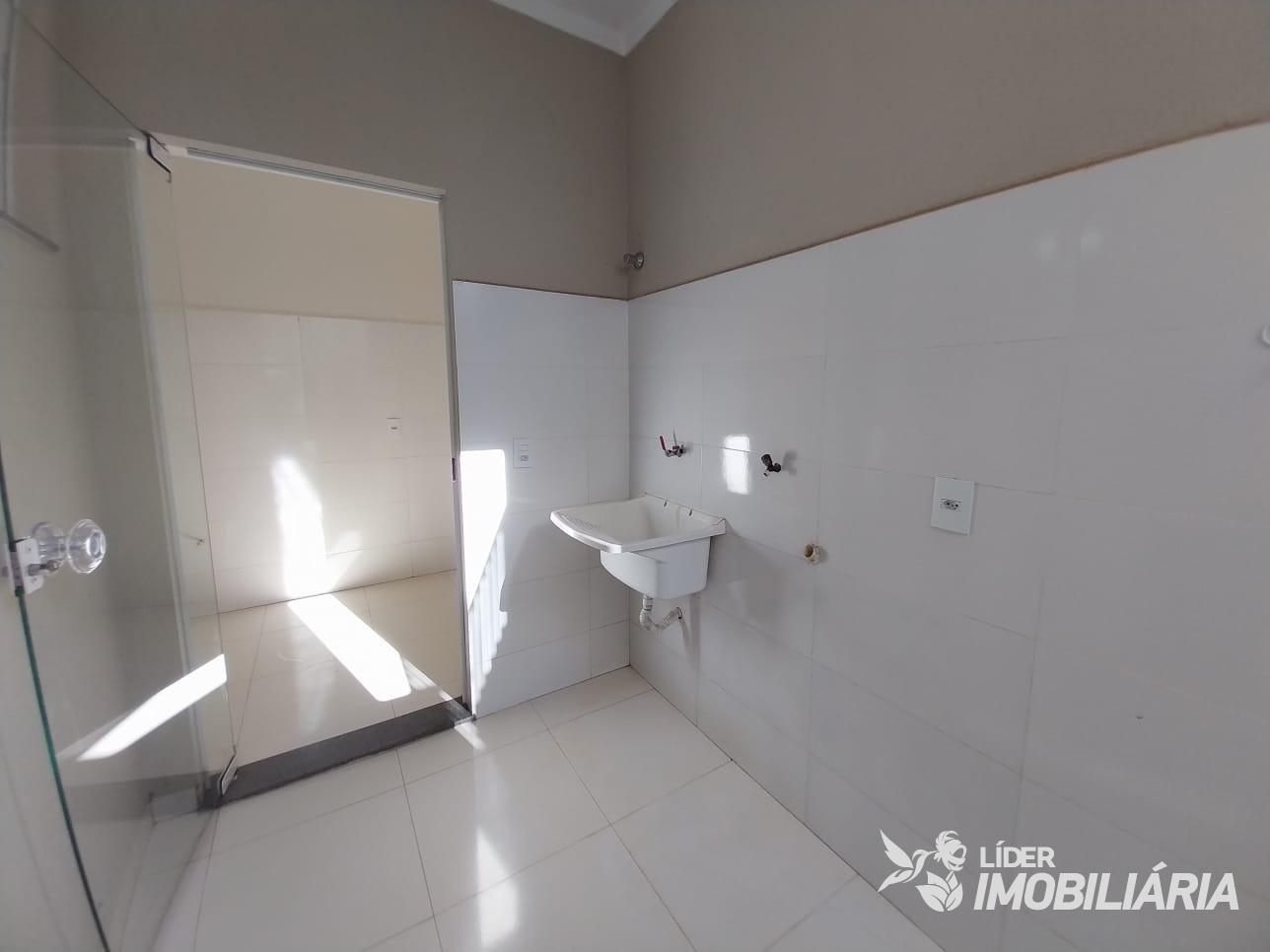 CASA PARA LOCAÇÃO NO BAIRRO PARQUE DAS EMAS, EM LUCAS DO RIO V...