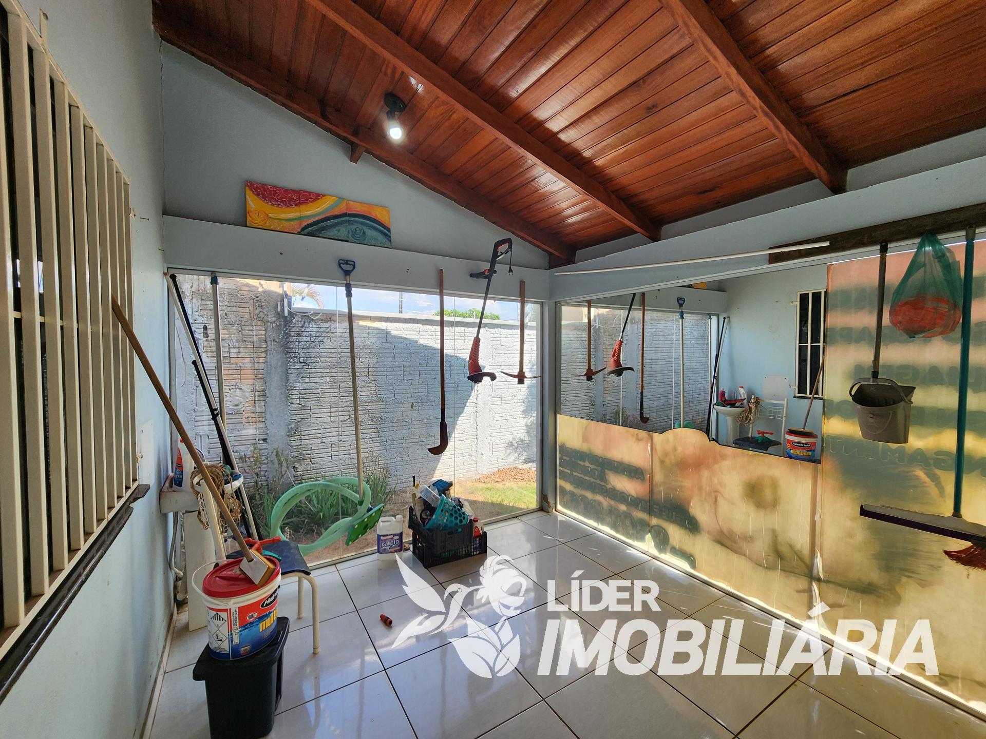 CASA PARA LOCAÇÃO, BAIRRO VENEZA