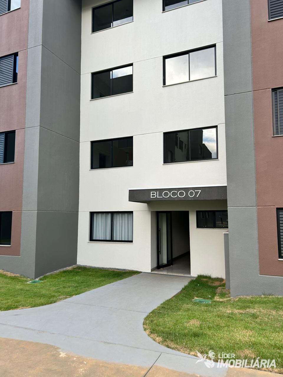 Apartamento com 2 dormitórios para locação, VENEZA, LUCAS DO R...