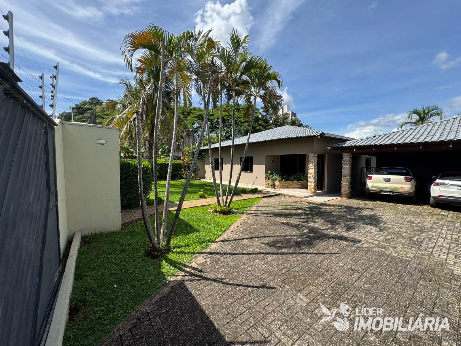 CASA A VENDA BAIRRO MENINO DEUS