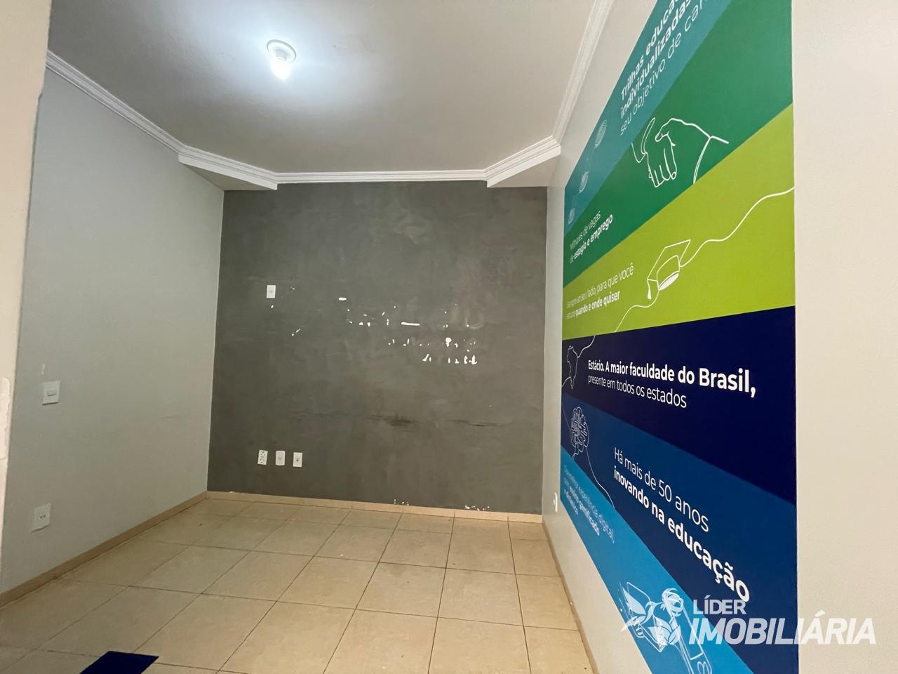 SALA COMERCIAL PARA LOCAÇÃO