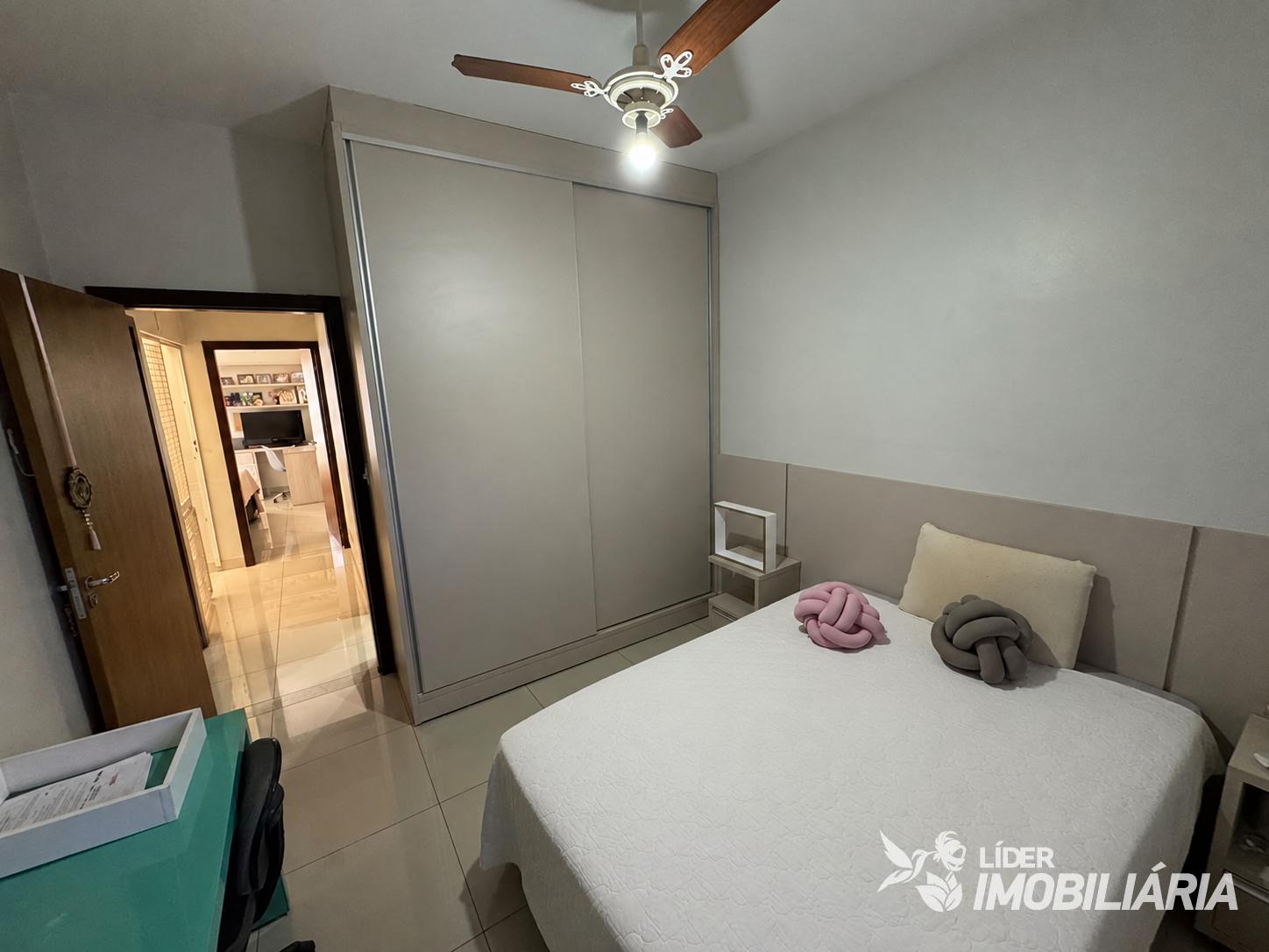 Apartamento com 3 quartos à venda no Residencial Rio Verde