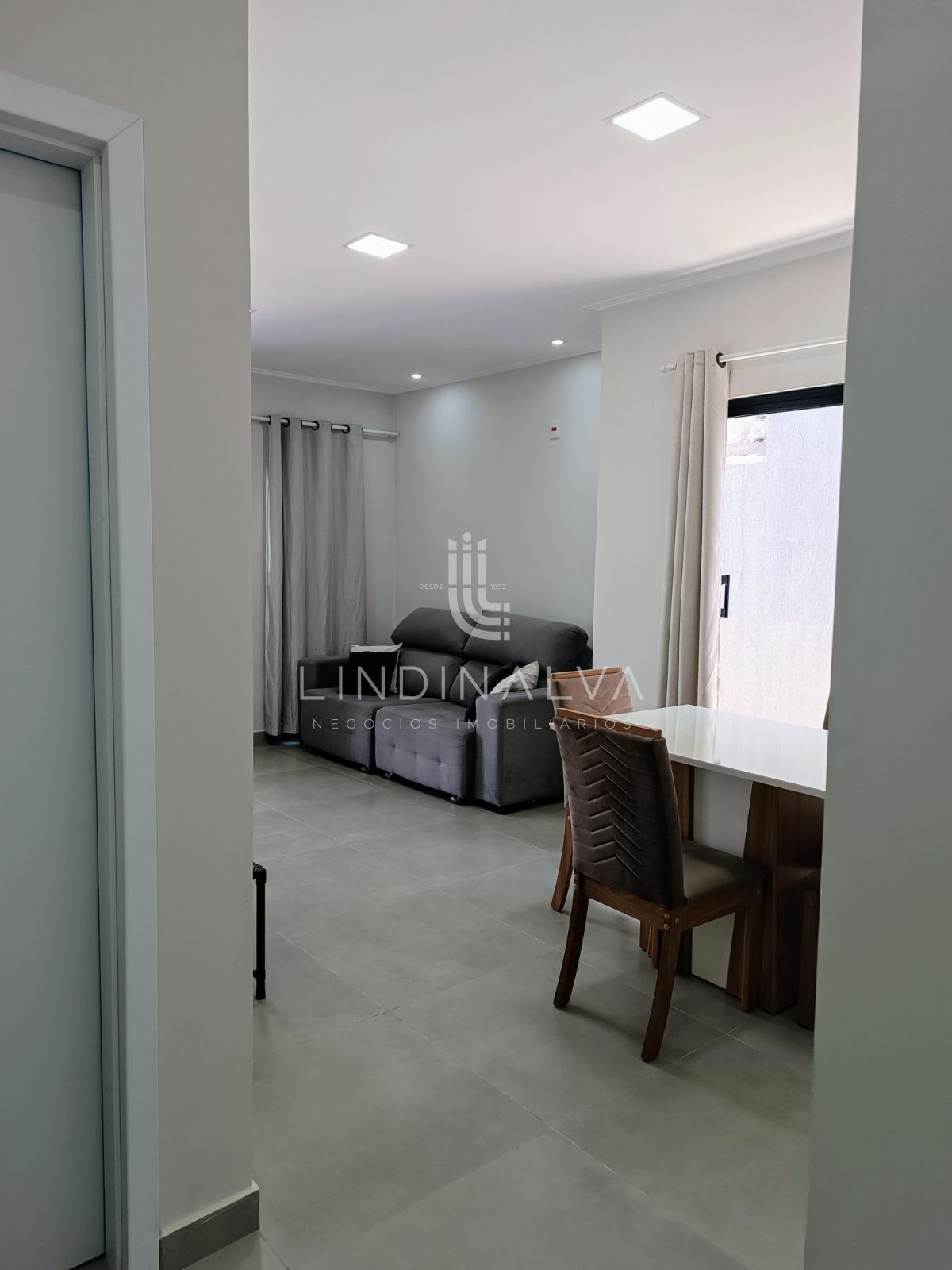 Casa à venda, com 2 quartos e 1 suíte no Loteamento Írio Holle...