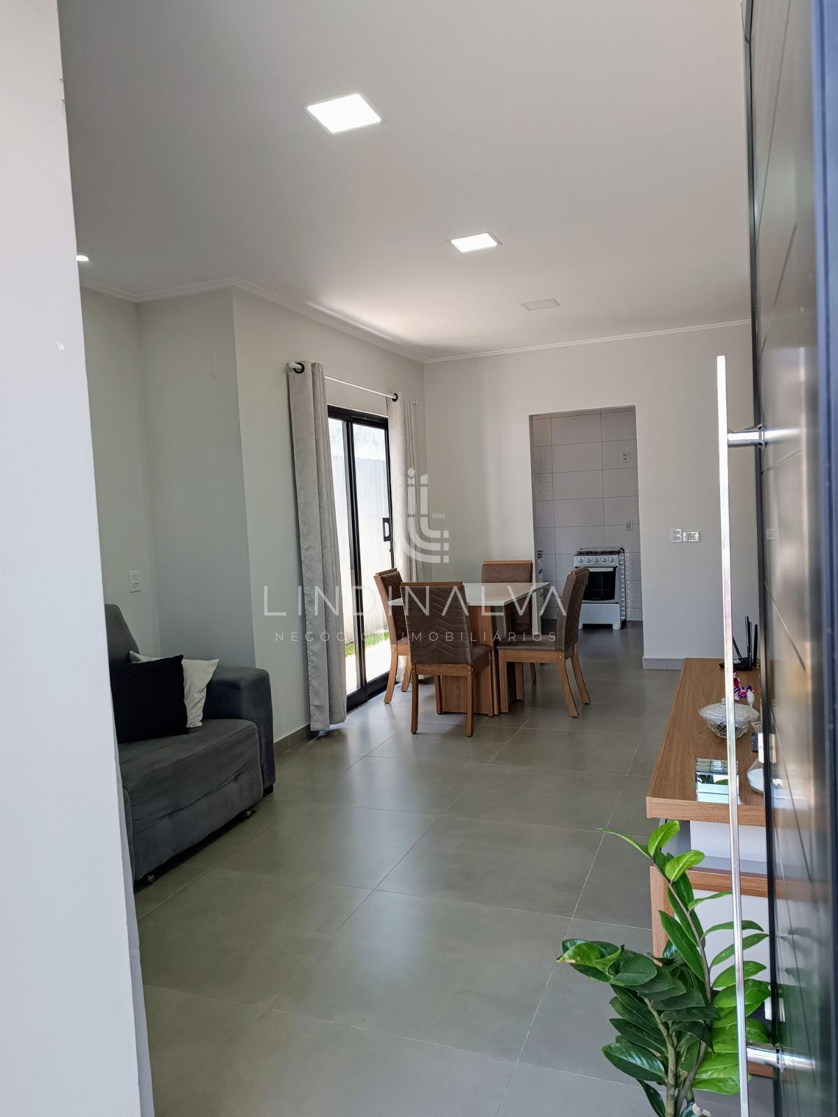 Casa à venda, com 2 quartos e 1 suíte no Loteamento Írio Holle...