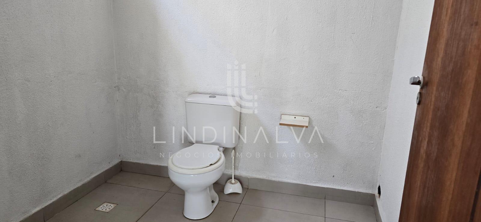 Sala Comercial para venda com casa nos fundos no Parque Morumb...