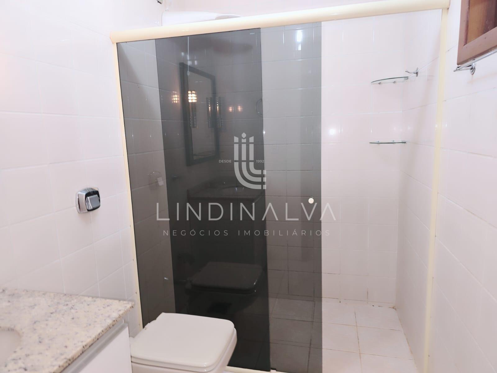 Sobrado semi mobiliado com 4 dormitórios no Jardim Lancaster