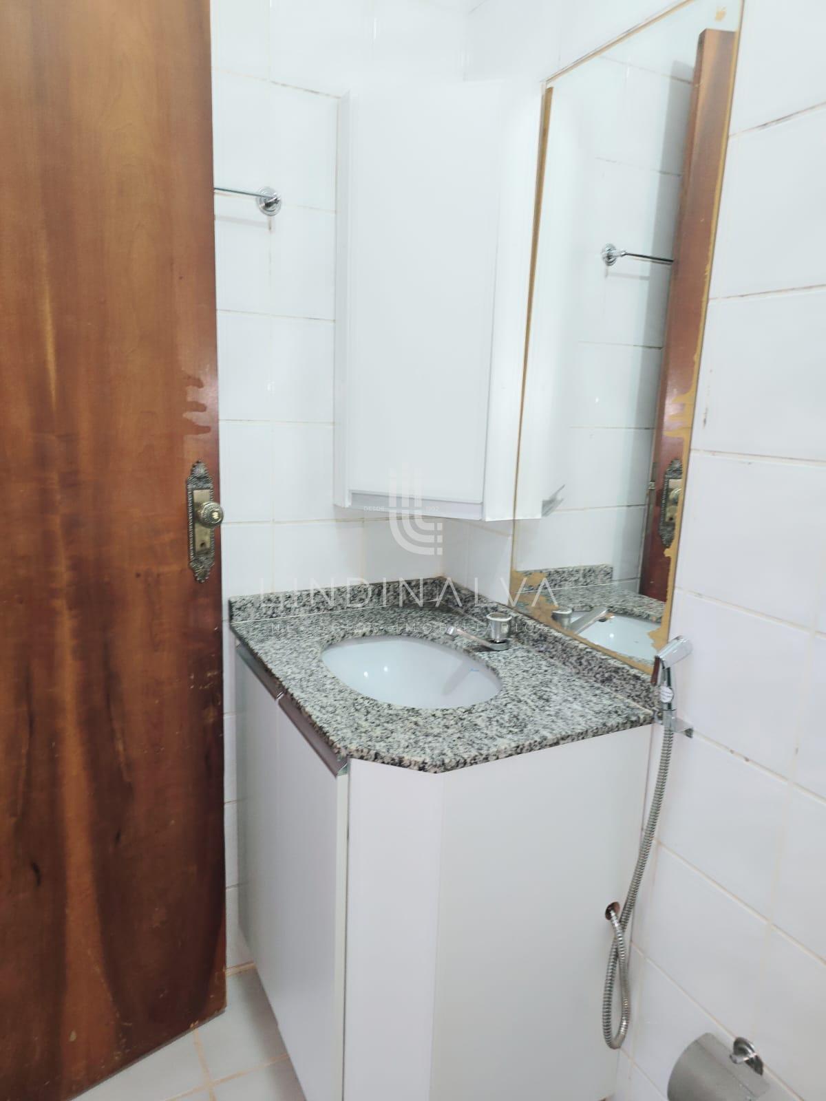 Sobrado semi mobiliado com 4 dormitórios no Jardim Lancaster