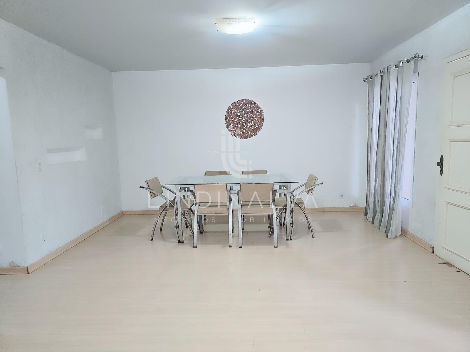 Sobrado semi mobiliado com 4 dormitórios no Jardim Lancaster