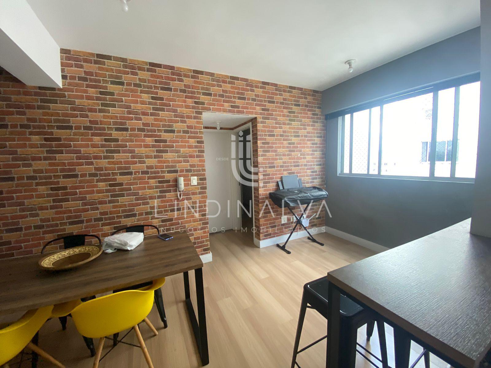 Apartamento mobiliado no Edifício Torre do Alvorear em Maringá