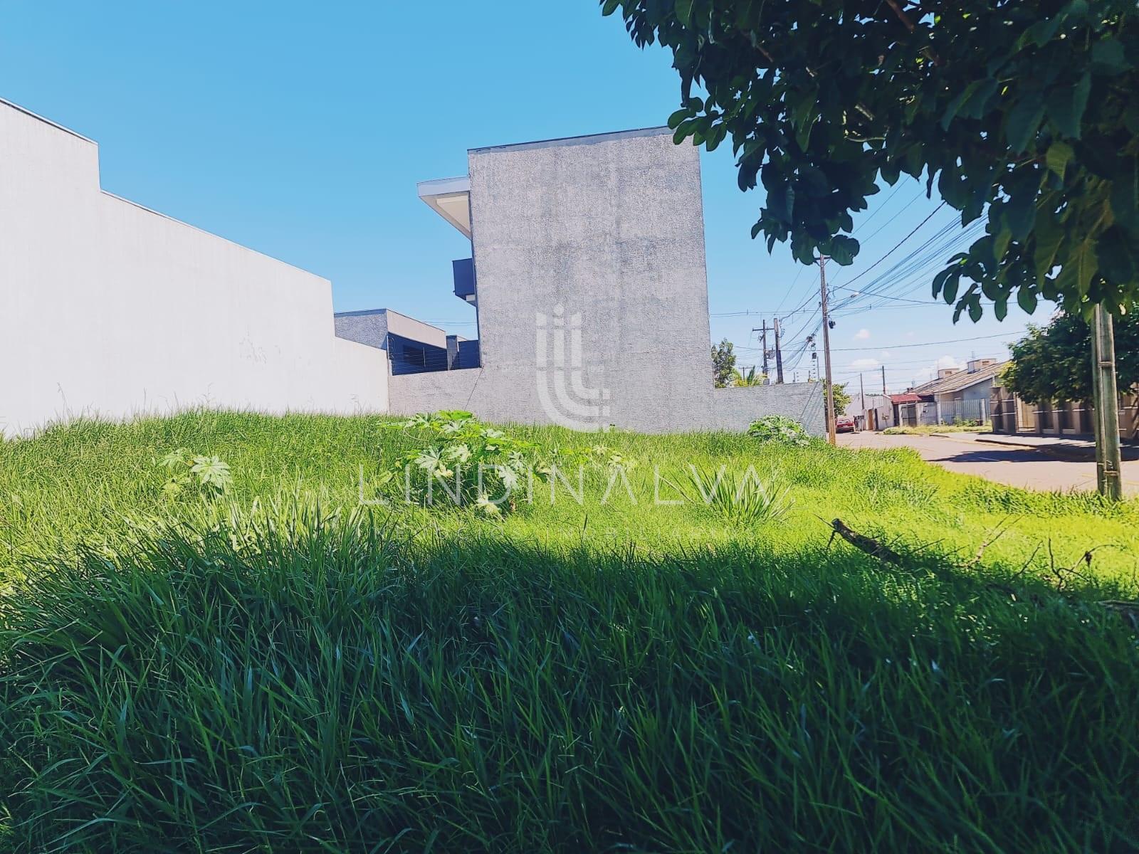 Terrenos à venda no Jardim Ipê IV com áreas entre 300 a 527 m2...