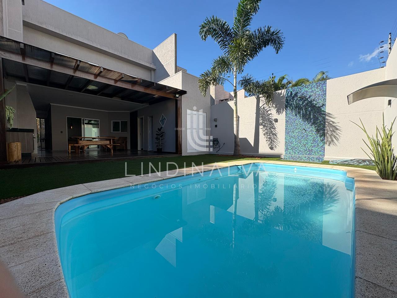 Sobrado com suíte, piscina e área gourmet à venda no Jardim La...