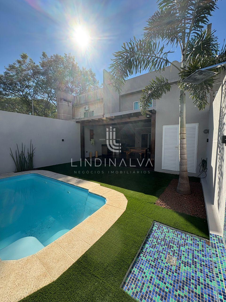 Sobrado com suíte, piscina e área gourmet à venda no Jardim La...