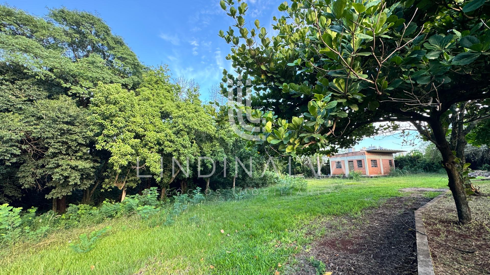 Excelente área na Avenida General Meira, com 18.935,25 m2