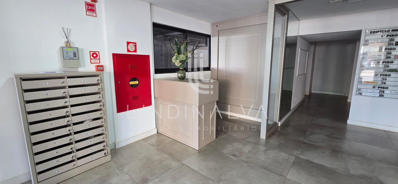 Sala Comercial a Venda no Edifício Infinity no Centro de Foz d...