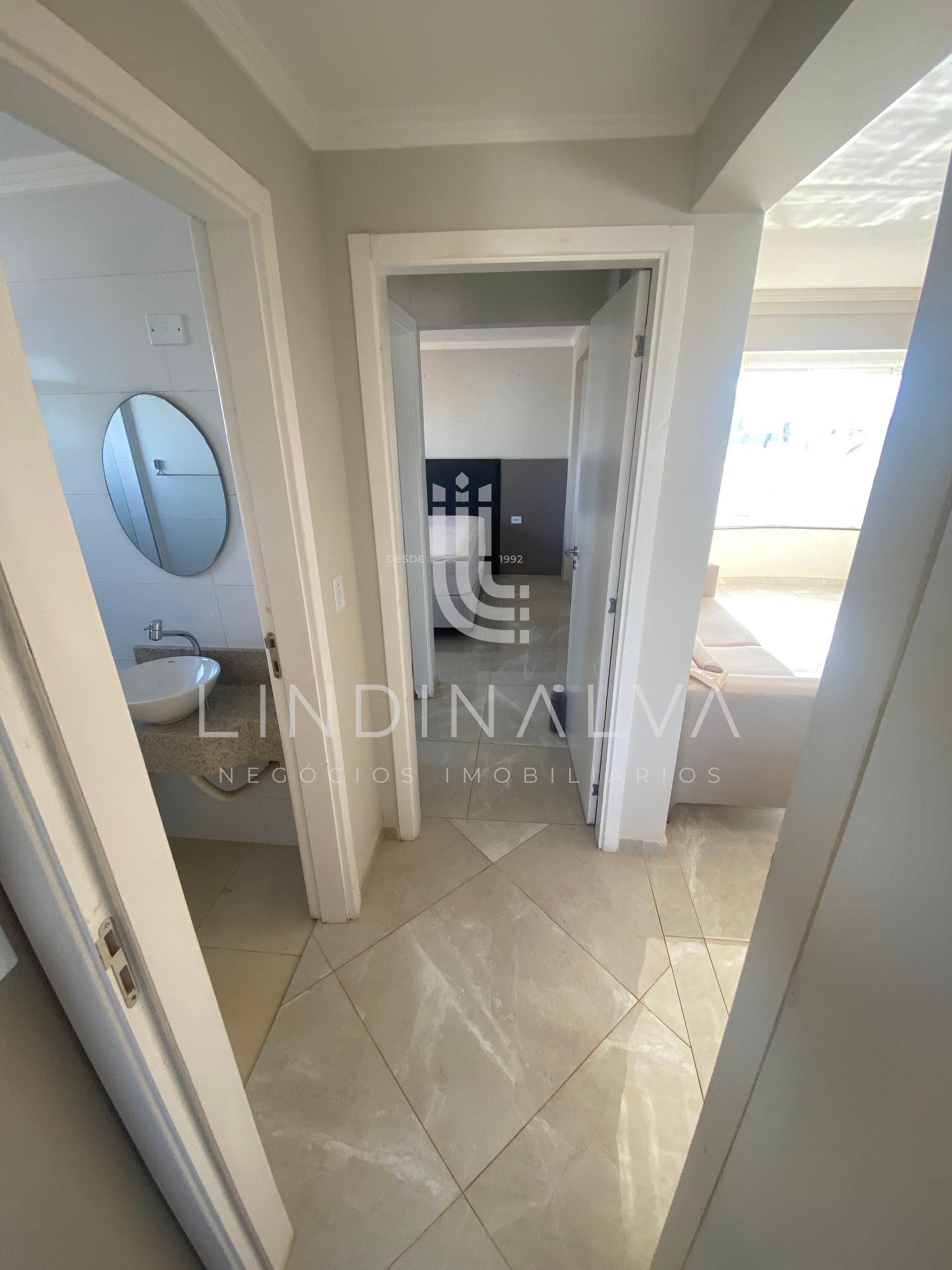 Apartamento mobiliado para locação com suíte e varanda no Jardim Lancaster