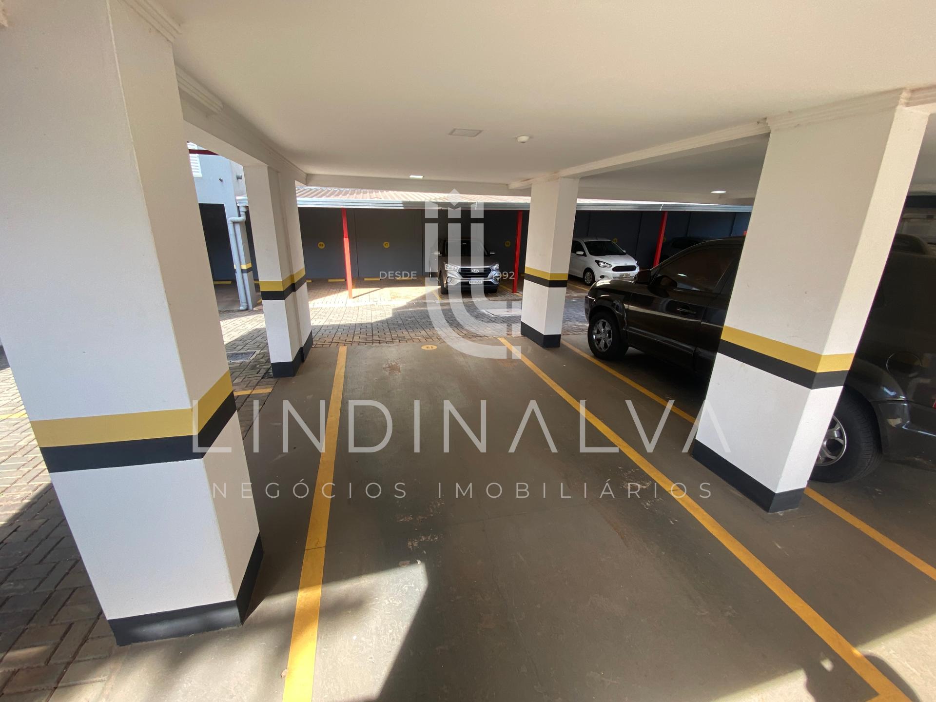 Apartamento mobiliado para locação com suíte e varanda no Jardim Lancaster