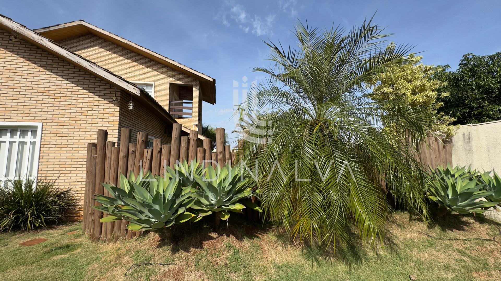 Sobrado semi mobiliado no Jardim Iguaçu, com área gourmet e pi...