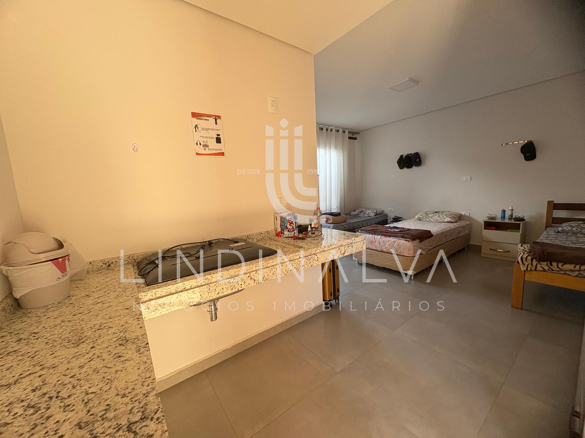 Casa Comercial à venda com 18 quartos, 900m² - Foto 12