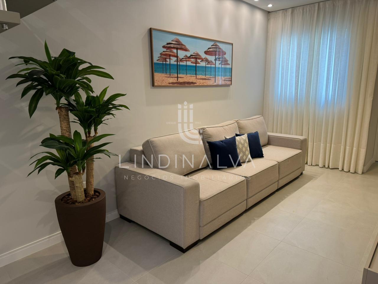 Cobertura duplex à venda, 100  mobiliada em Bombinhas SC - 50m...
