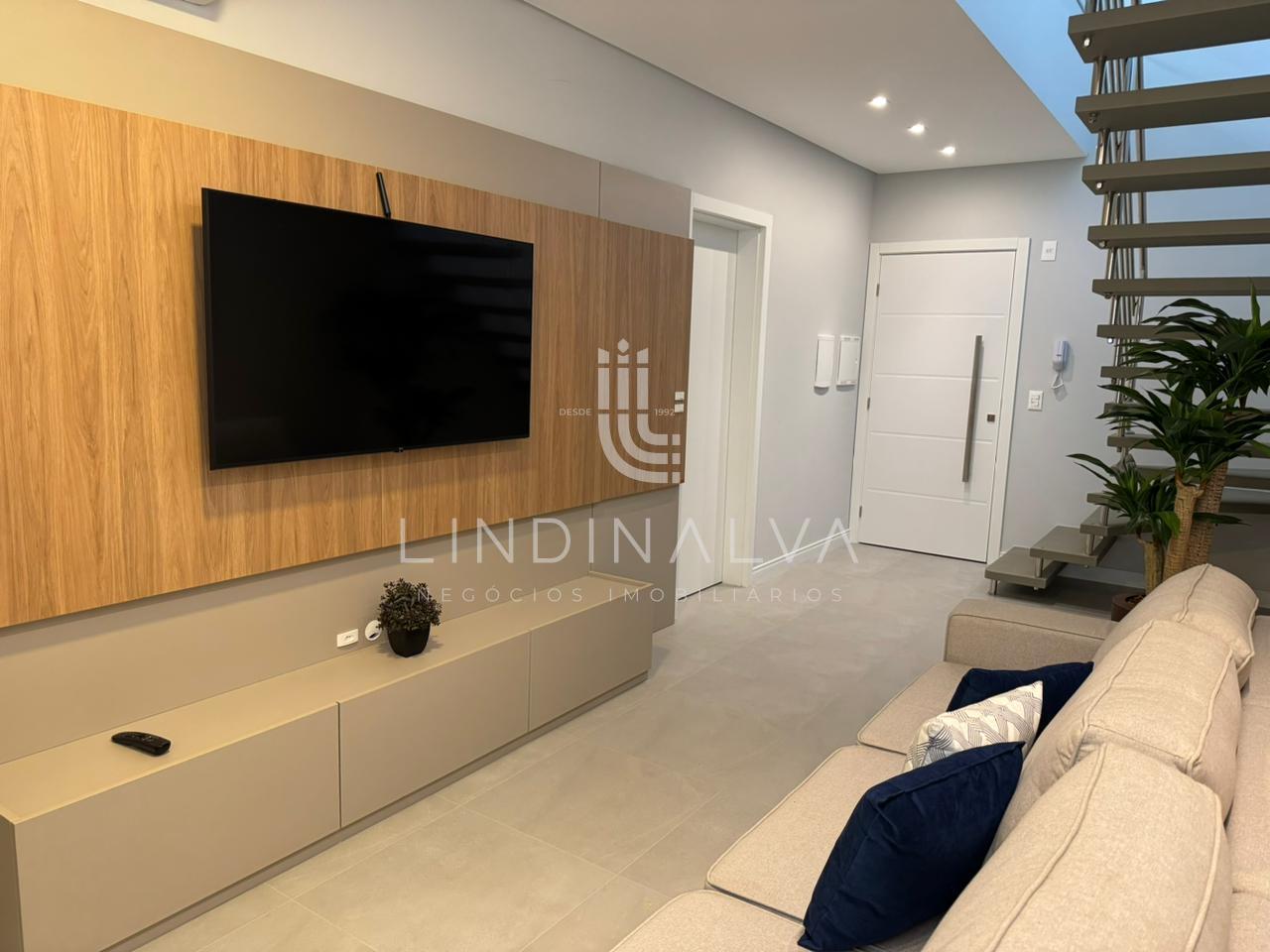 Cobertura duplex à venda, 100  mobiliada em Bombinhas SC - 50m...