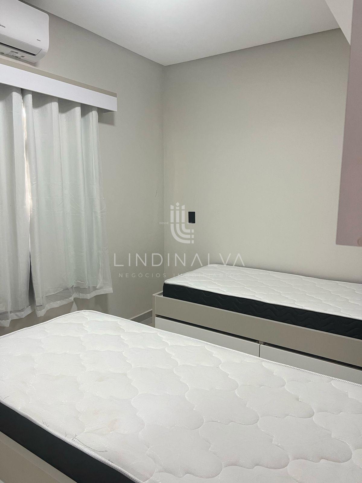 Casa à venda com 2 quartos, 126m² - Foto 13