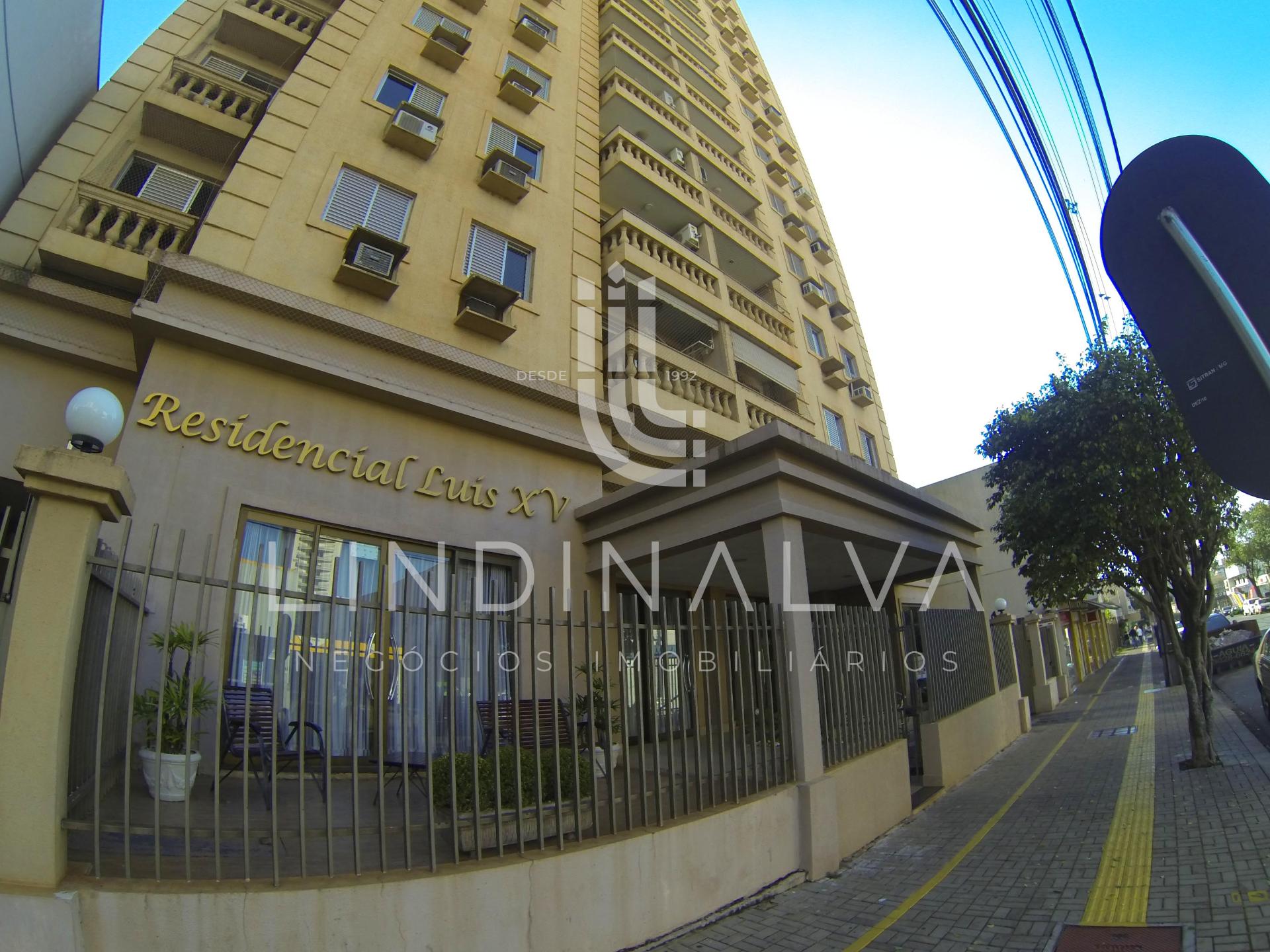 Apartamento à Venda no Edifício Luís XV em Foz do Iguaçu