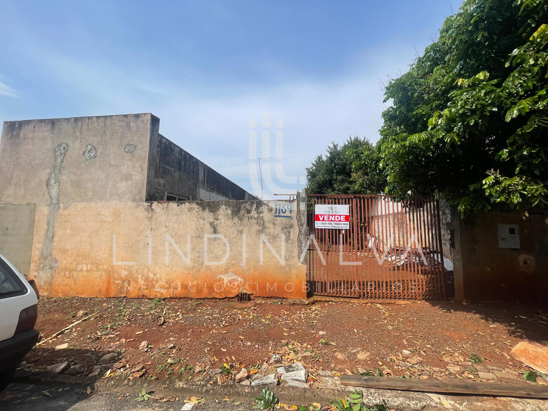 Casa à venda com 1 quarto, 300m² - Foto 1