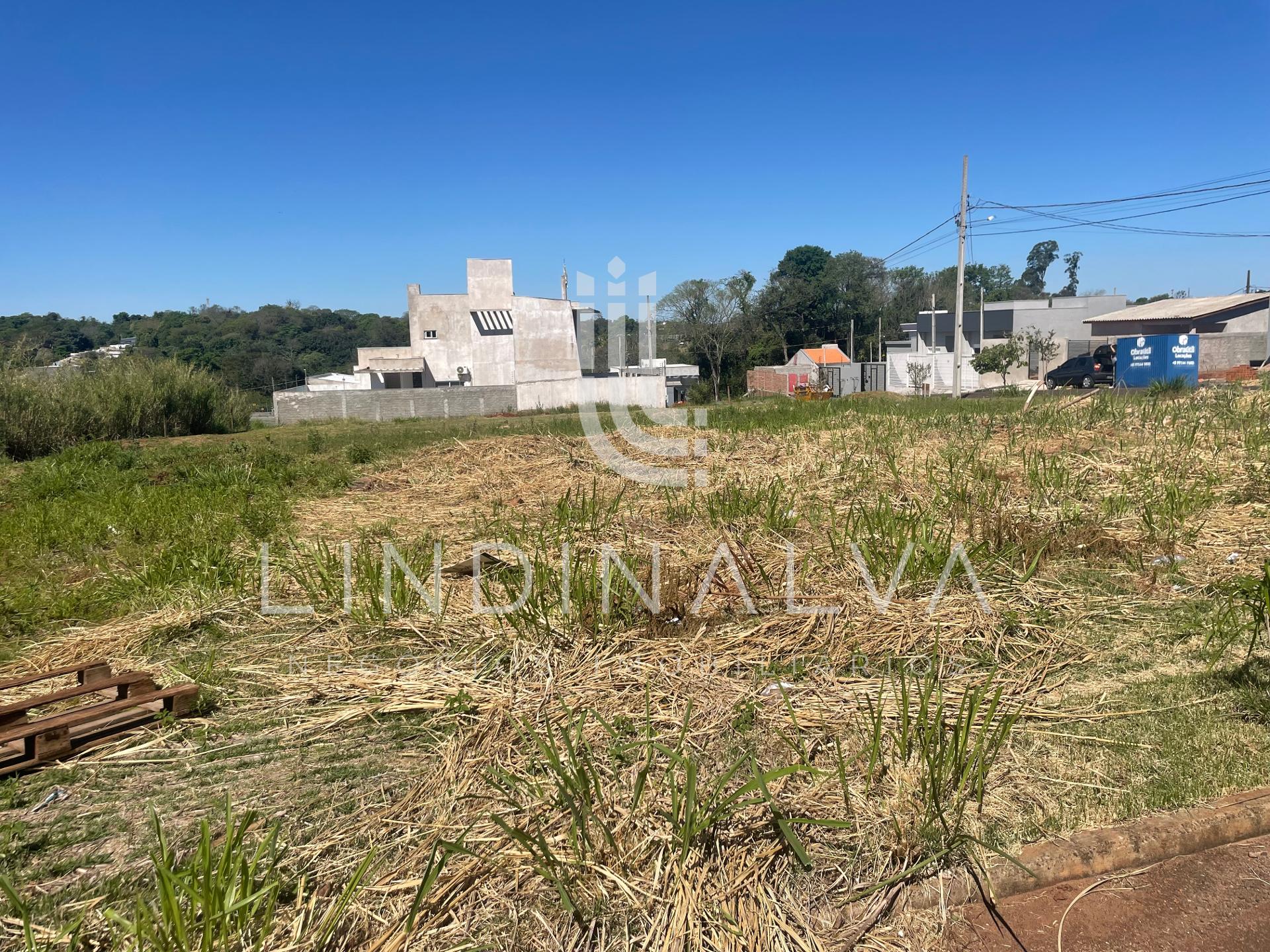 Terreno à venda no loteamento Vila Maria em Foz do Iguaçu com entrada facilitada