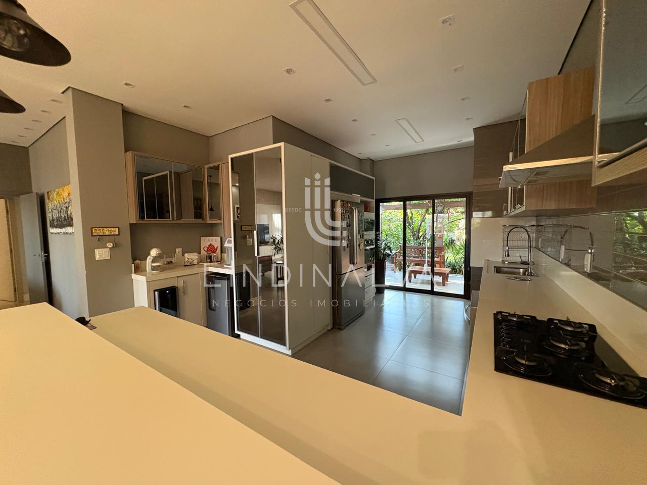 Casa à venda com 3 quartos, 700m² - Foto 5