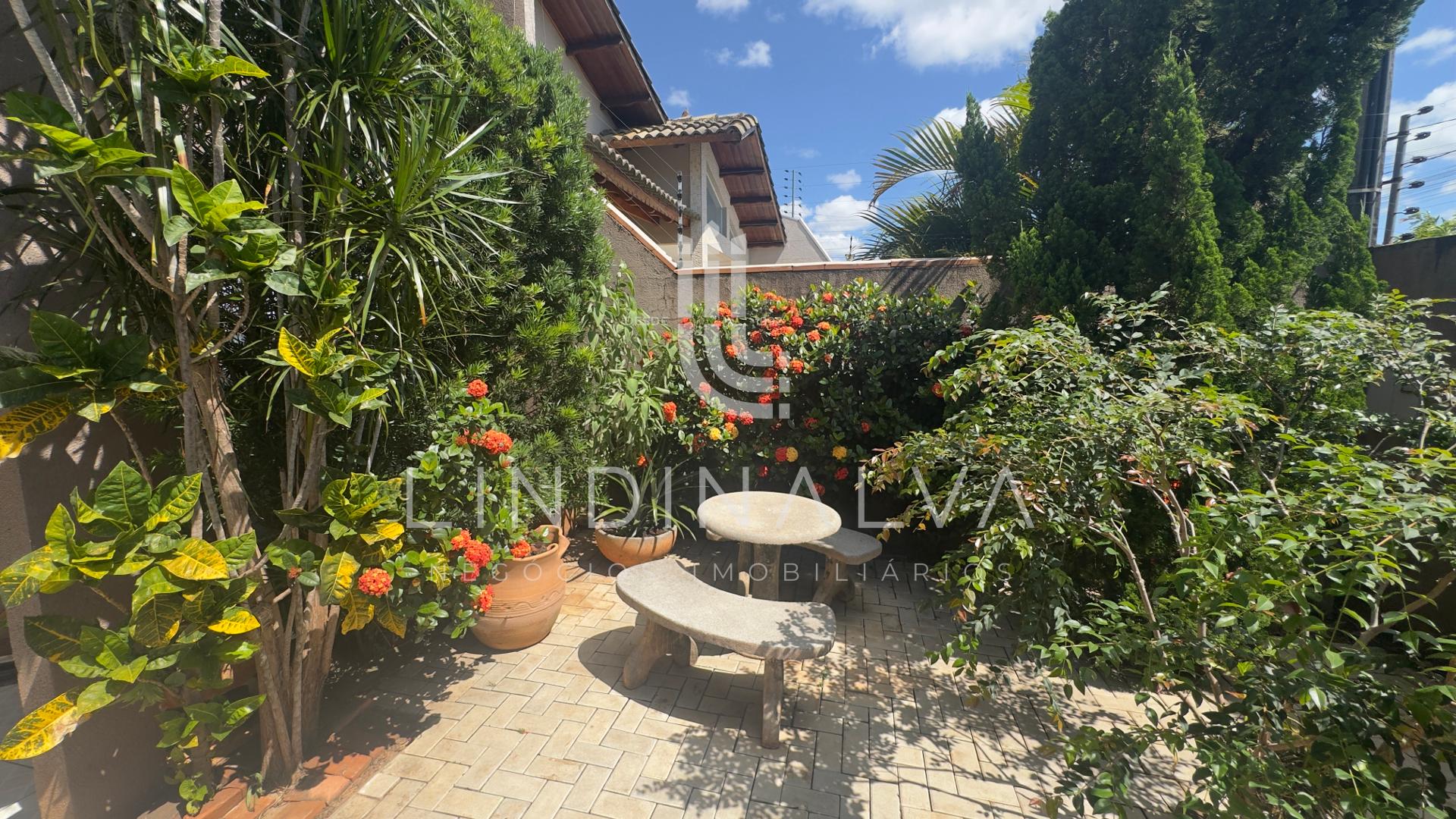 Casa semi-mobiliada no Jardim Ipê, região da Vila A - apta par...