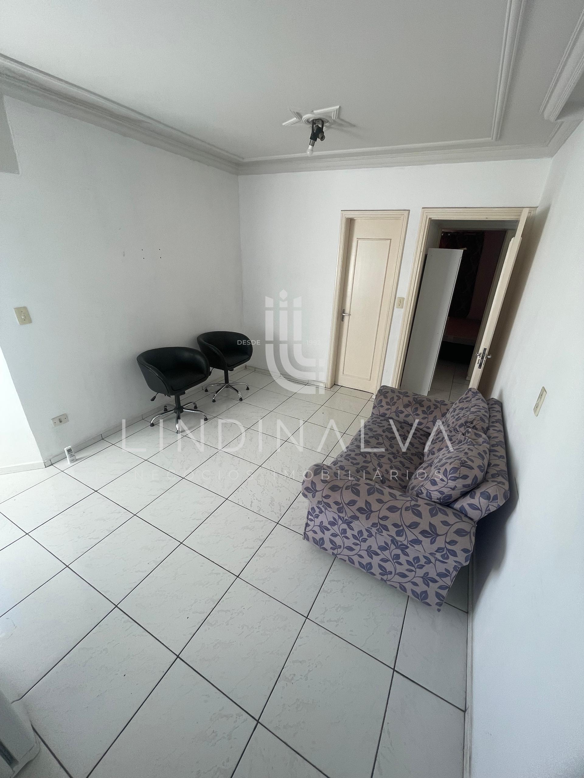 Apartamento no Edif Grand Prix. à venda no Centro de Foz do Ig...