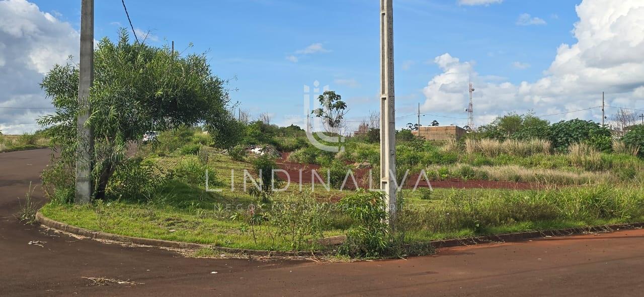 Terreno à venda de esquina no Polo Centro ? Foz do Iguaçu | 451,10 m  | Localização Estratégica