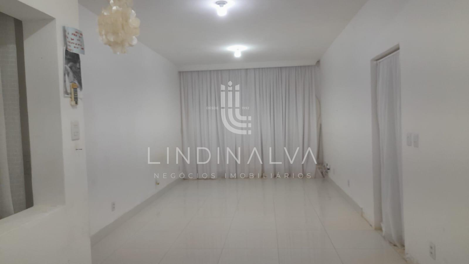 Sobrado Semi-Pronto em Condomínio Fechado - 392,41 m  - Foz do Iguaçu