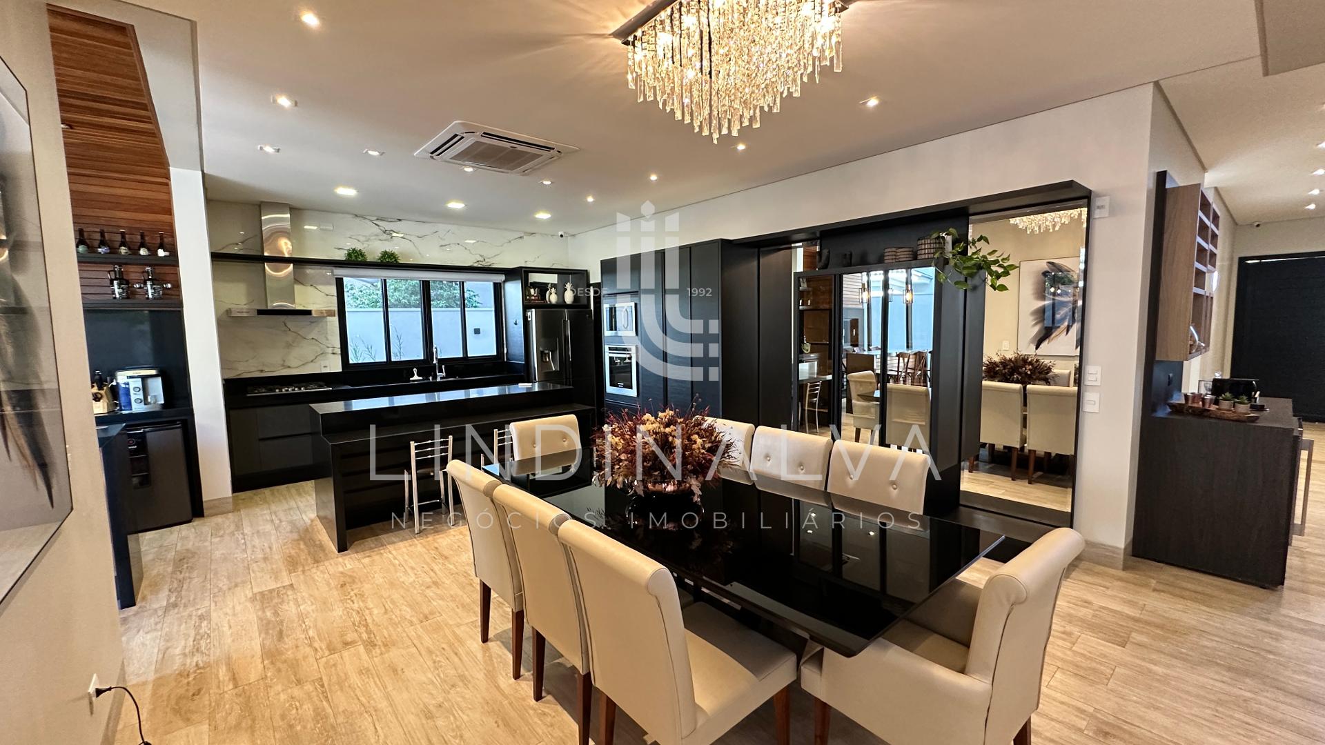 Sobrado de alto padrão no Terras Alpha I, com 3 suítes, quarto...