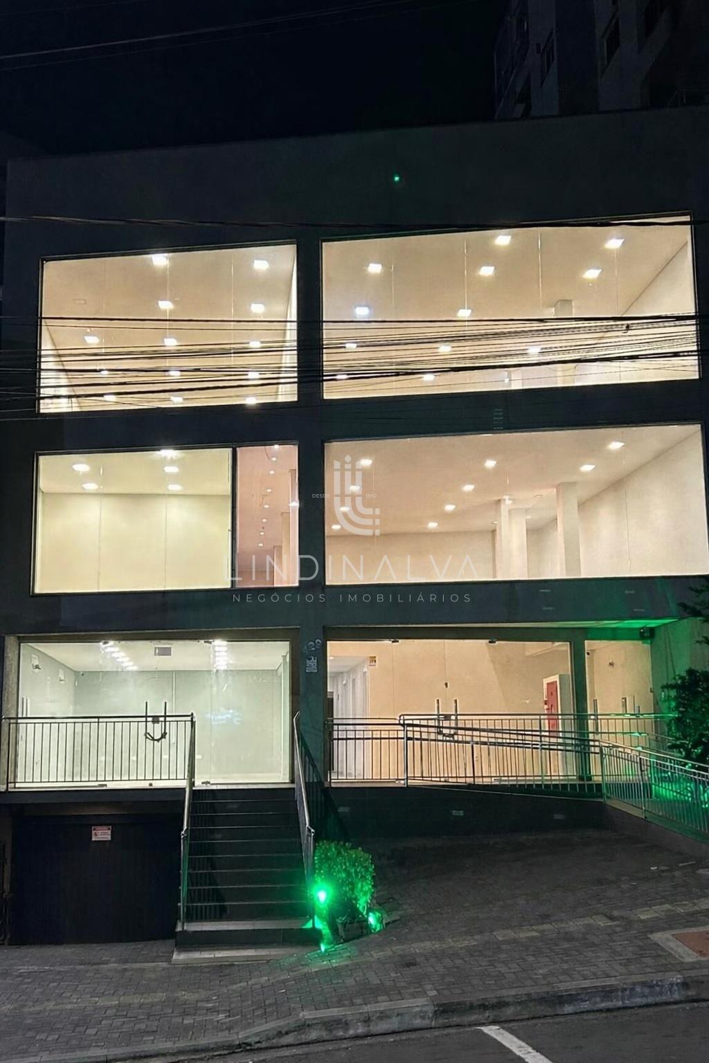 Casa Comercial, 1200 m² - Foto 2